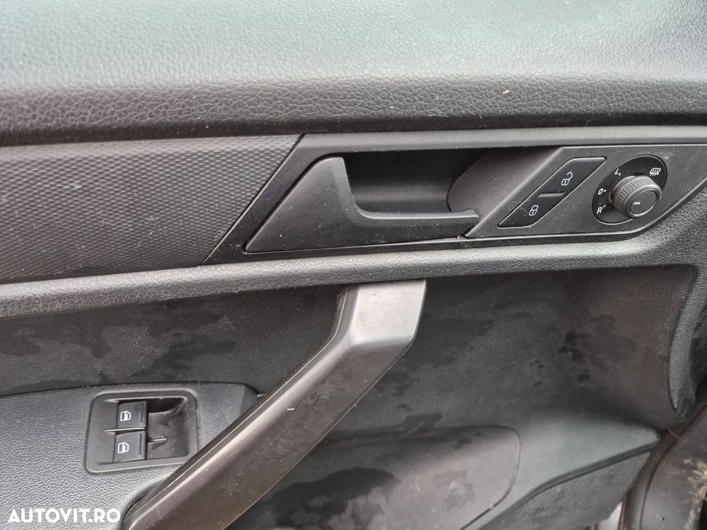 Volkswagen CADDY Max Confort - 9