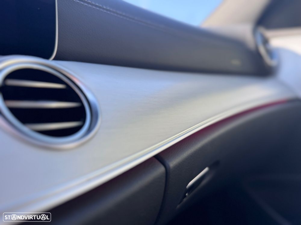 Mercedes-Benz E 220 d AMG Line - 36