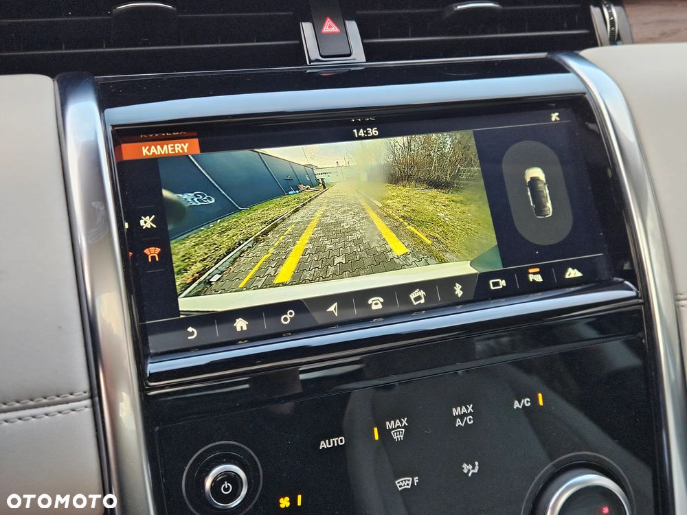 Land Rover Discovery Sport 2.0 D180 HSE - 11