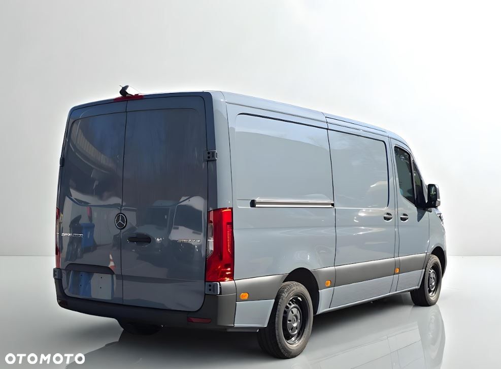 Mercedes-Benz Sprinter 315 średni L2H1 - 4