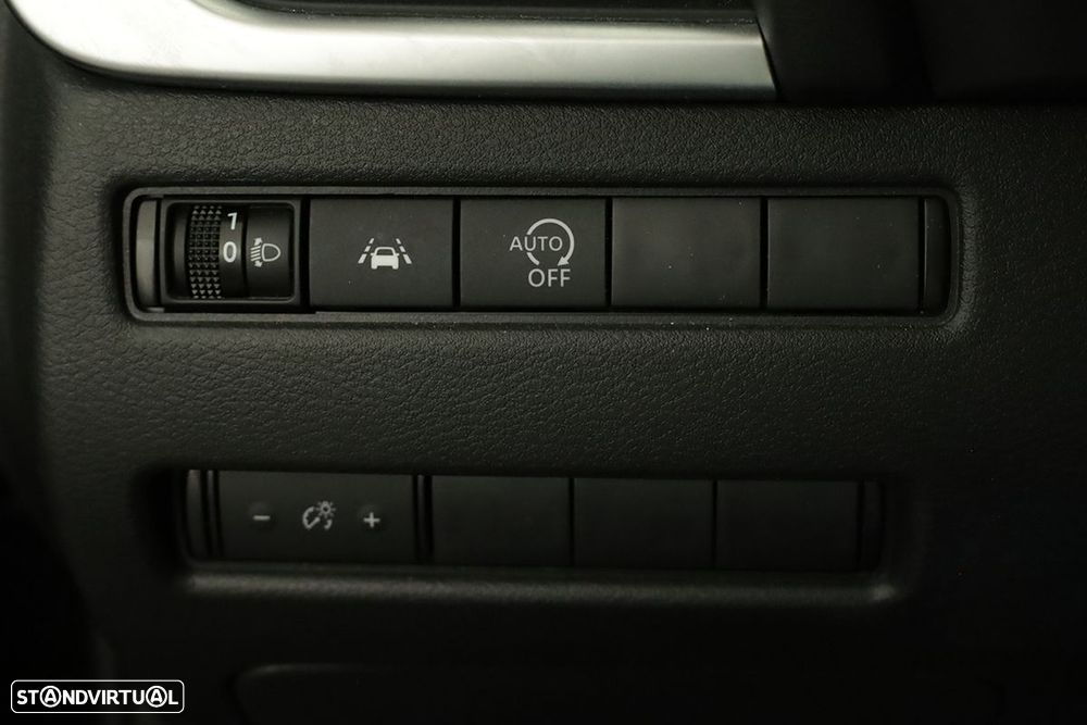 Nissan Qashqai 1.3 DIG-T Acenta Xtronic - 17