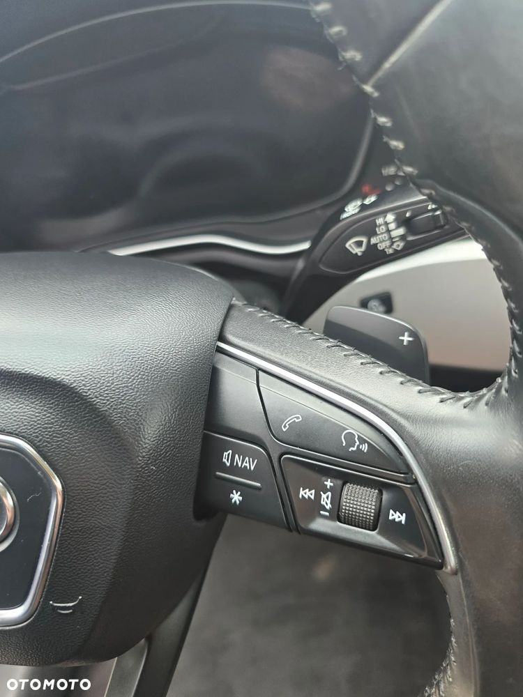Audi A4 Avant 2.0 TDI Quattro S tronic - 16