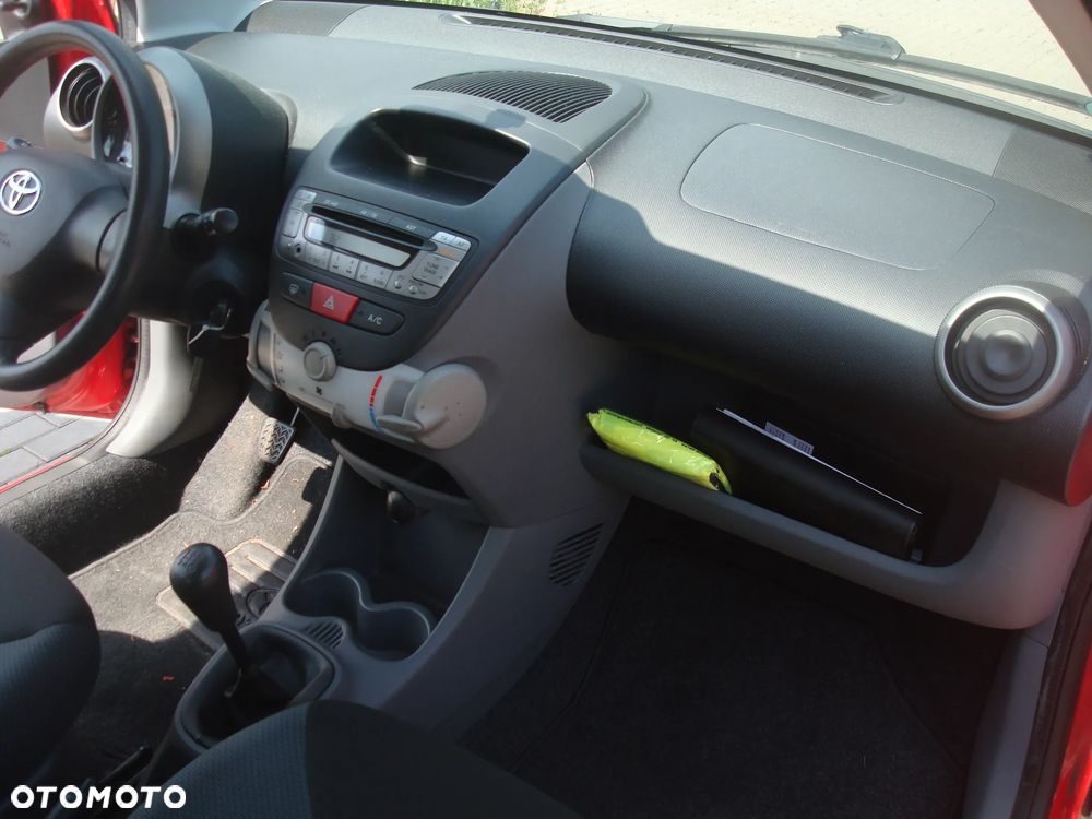 Toyota Aygo Cool - 23