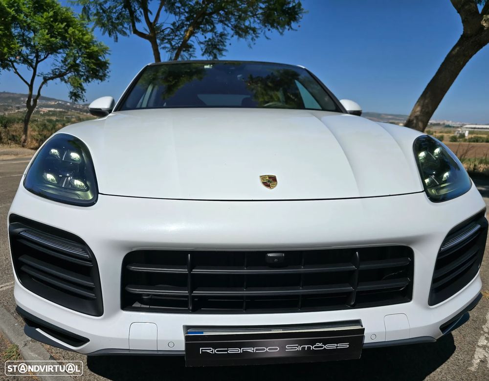 Porsche Cayenne Coupé E-Hybrid - 15