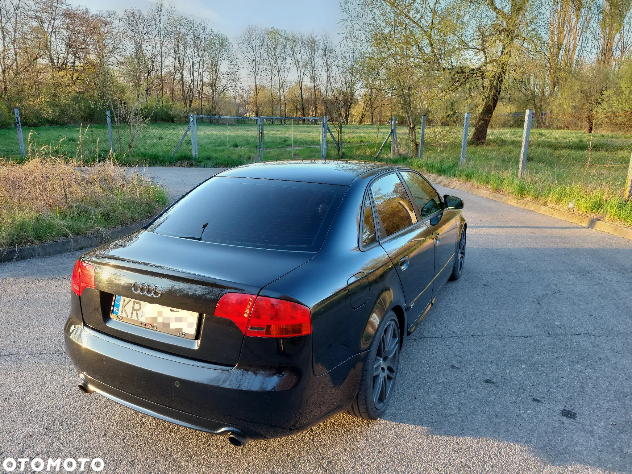 Audi A4 2.0 T FSI - 8