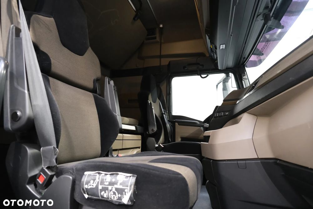 MAN TGX - 38