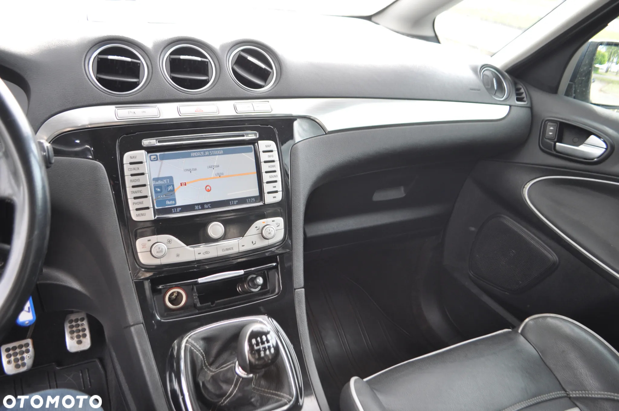 Ford S-Max 2.0 TDCi Titanium - 29