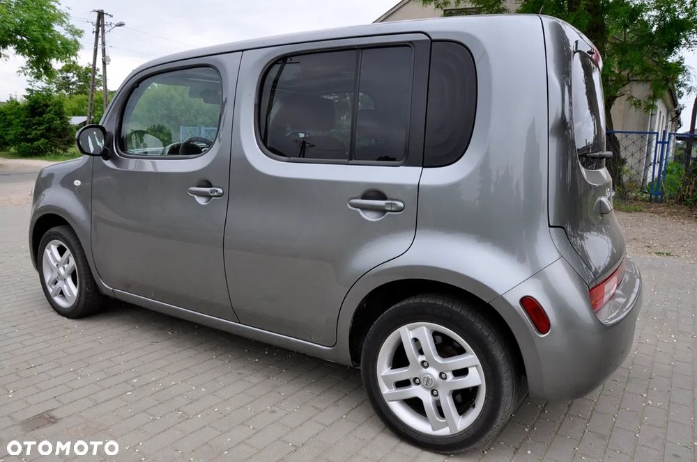 Nissan Cube - 4