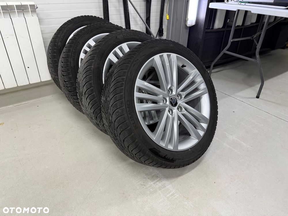 Skoda Superb 2.0 TDI SCR L&K DSG - 36