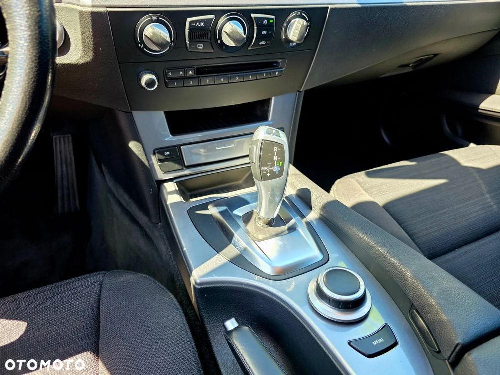 BMW Seria 5 520d - 15