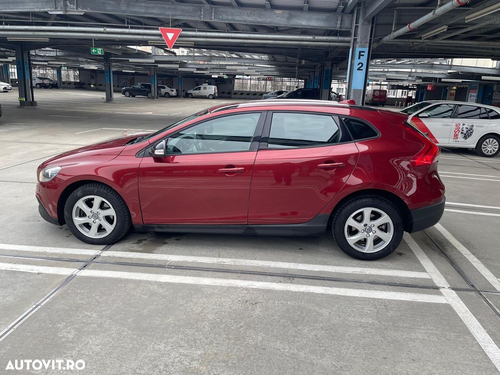 Volvo V40 D2 You - 11