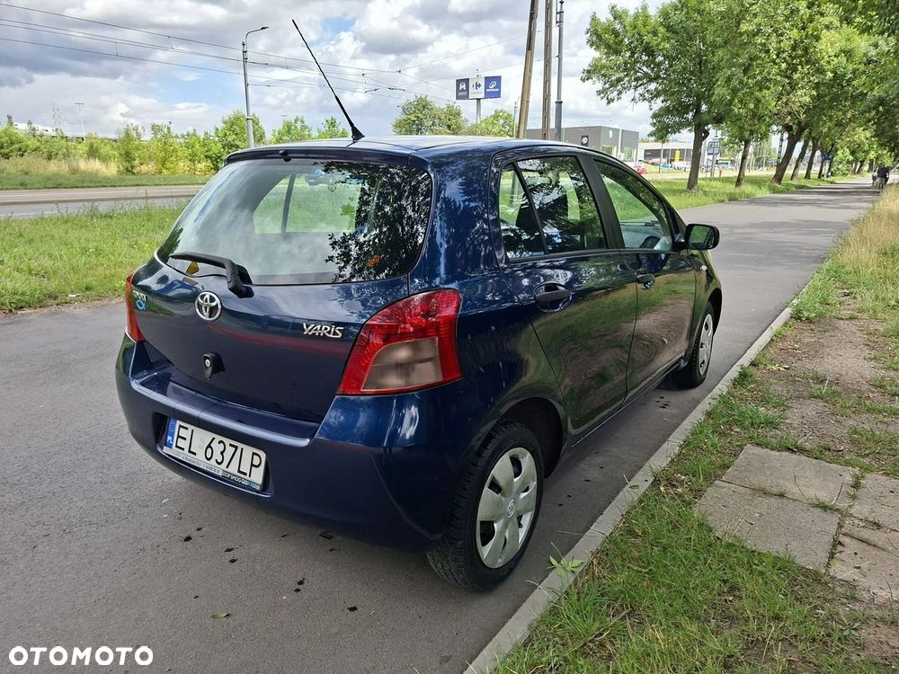 Toyota Yaris - 3