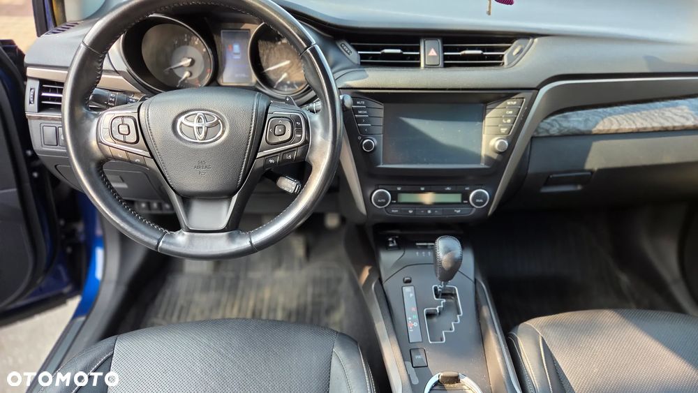 Toyota Avensis 2.0 Selection MS - 14