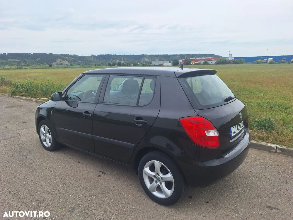 Skoda Fabia 1.2 HTP Ambiente - 7