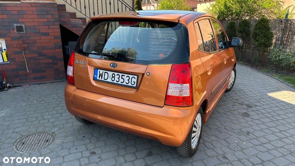 Kia Picanto - 8
