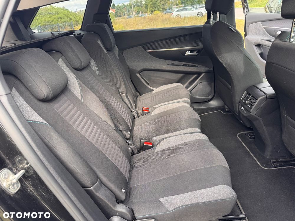 Peugeot 5008 BlueHDI 130 EAT8 Allure Pack - 27