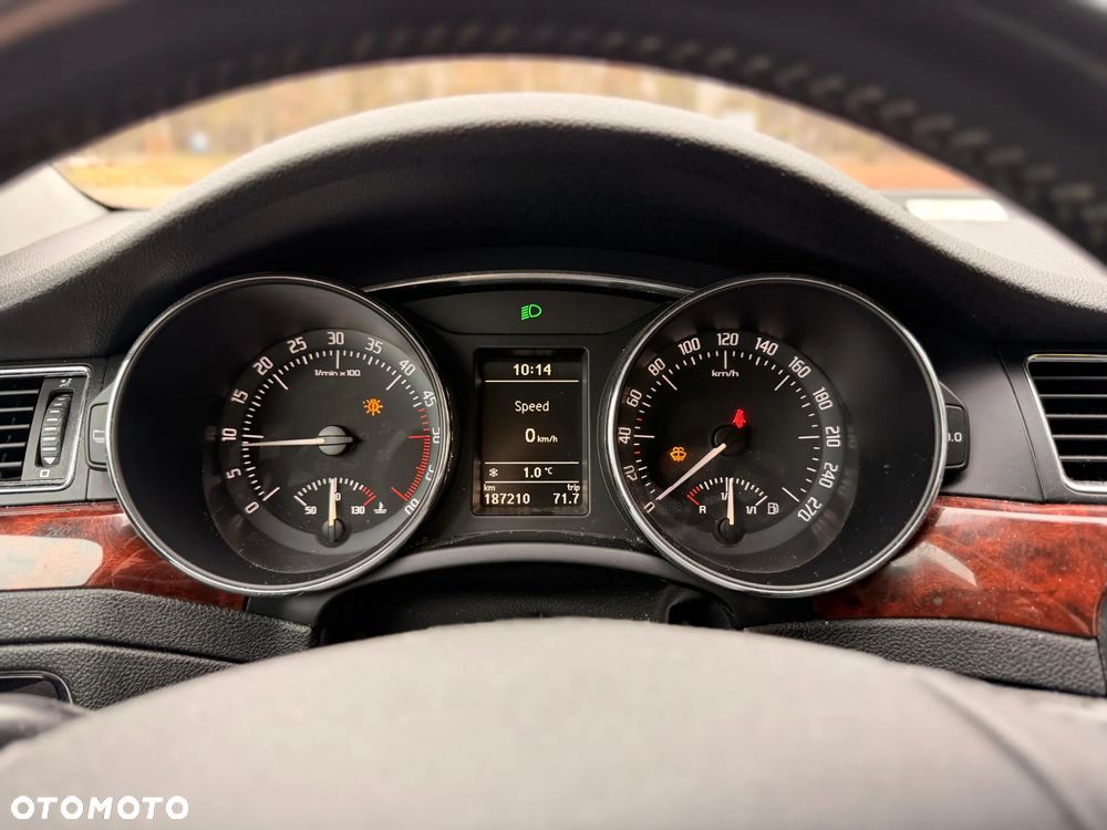 Skoda Superb 2.0 TDI PD Elegance - 8