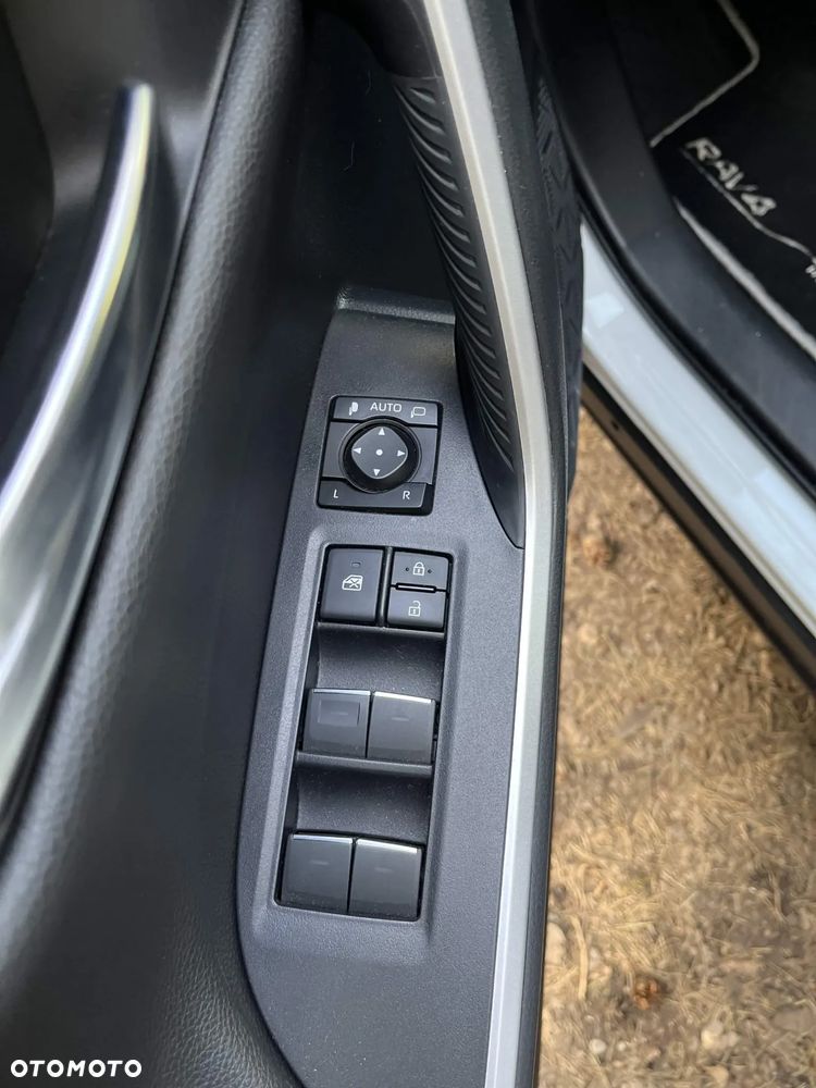 Toyota RAV4 2.5 Hybrid Selection 4x4 - 17