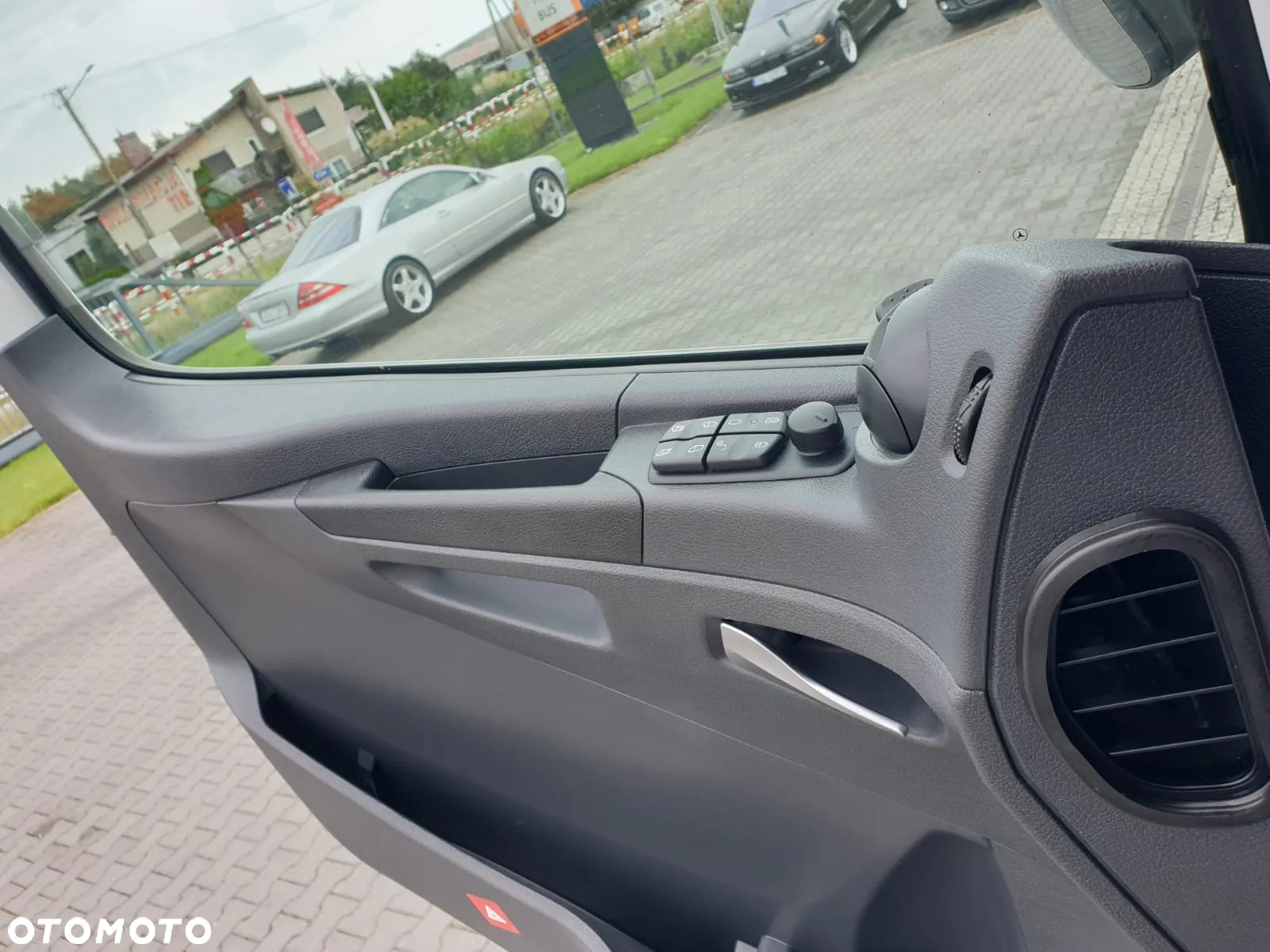 Mercedes-Benz ATEGO 818 L PLANDEKA + WINDA 3 FOTELE KLIMA PODUSZKI - 11