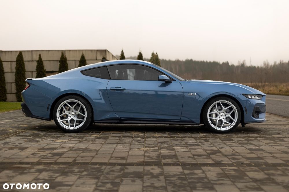 Ford Mustang 5.0 V8 GT - 5