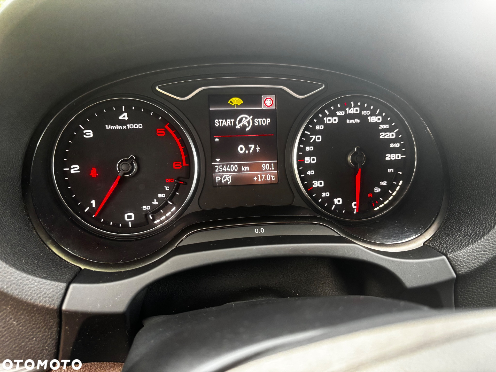 Audi A3 Sportback 1.6 TDI S tronic Ambiente - 8