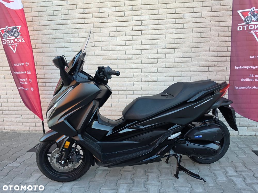 Honda NSS - 11