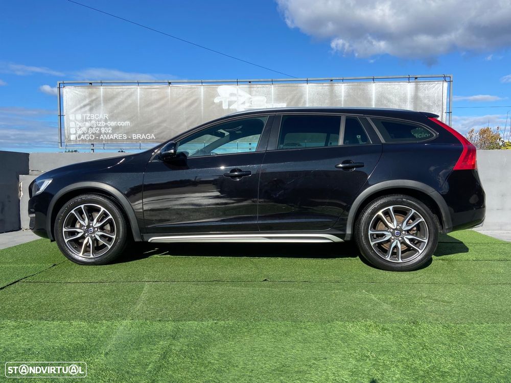 Volvo V60 Cross Country 2.0 D4 Pro - 4