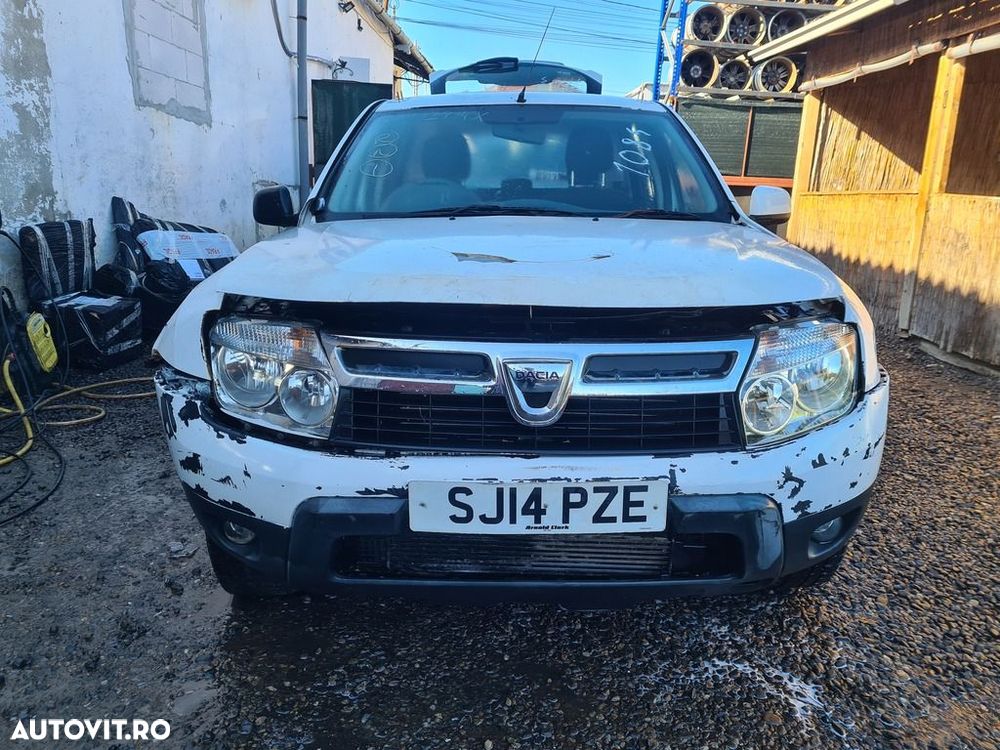 Bara fata Dacia Duster 2010 - 2013 ALB (1084) Diesel model fara spalatoare far VEZI POZE - 5