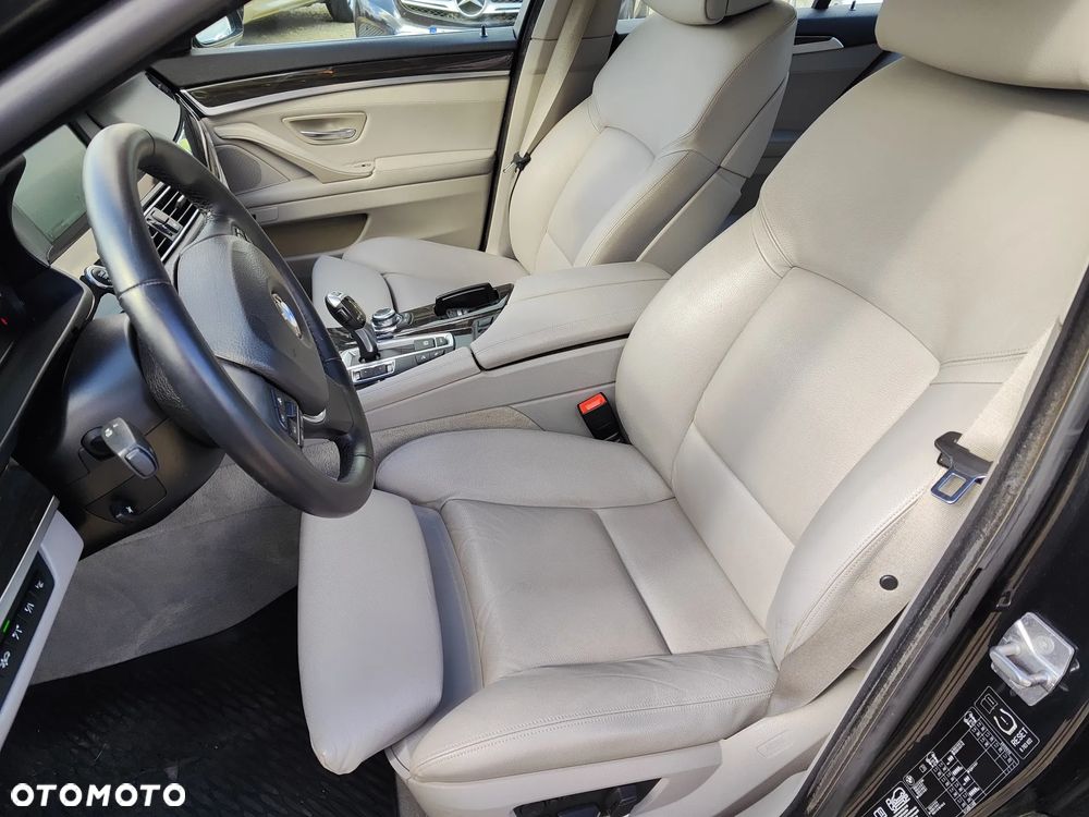 BMW Seria 5 535d xDrive - 18