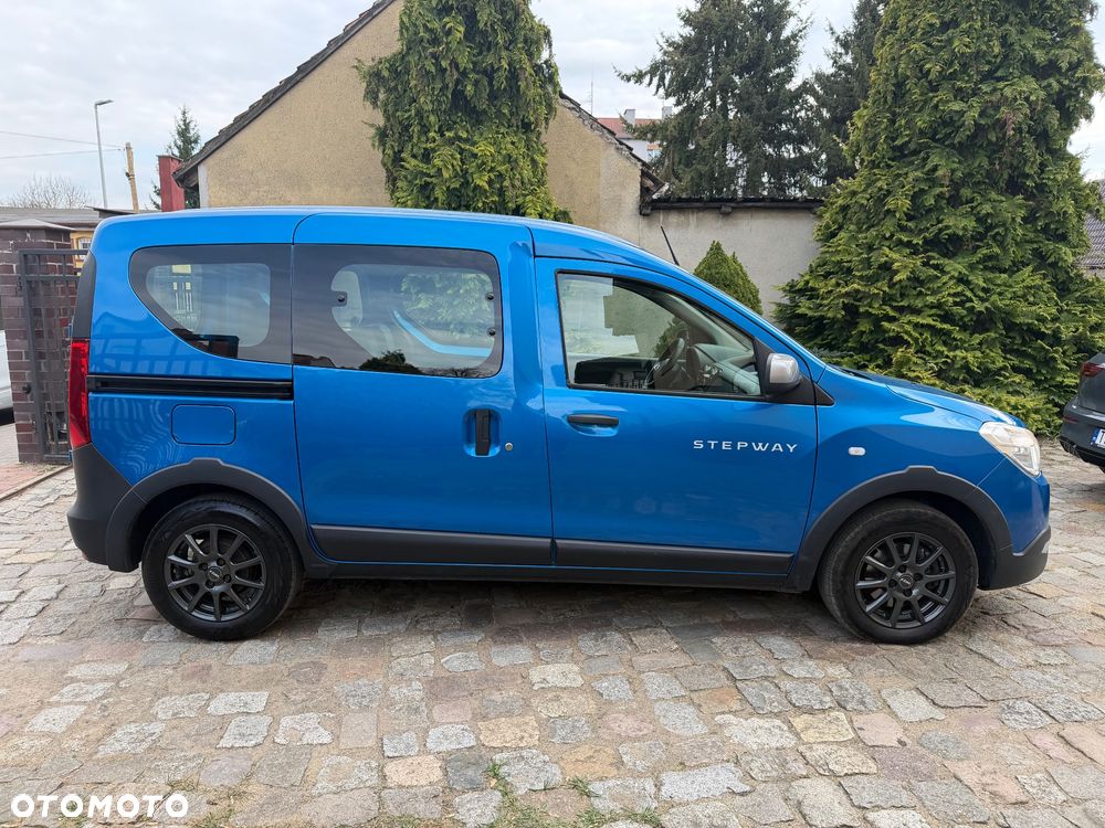 Dacia Dokker TCe 115 Stepway Celebration - 7