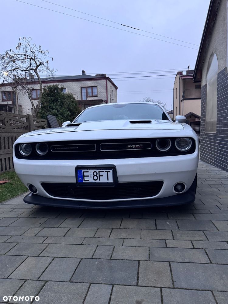 Dodge Challenger - 6