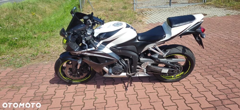 Honda CBR - 2