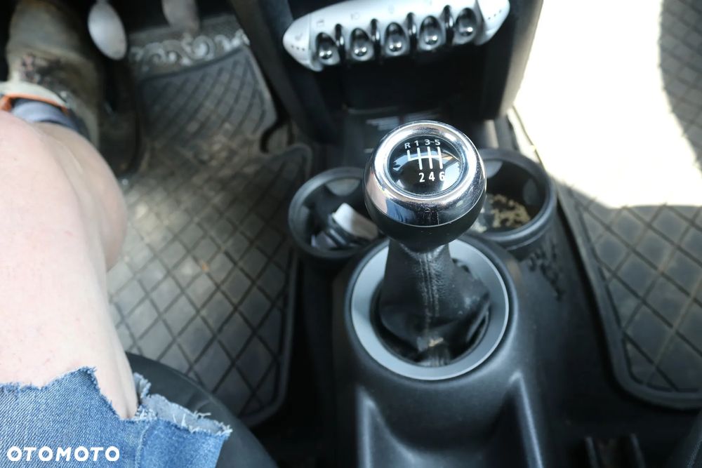 MINI ONE Standard - 11