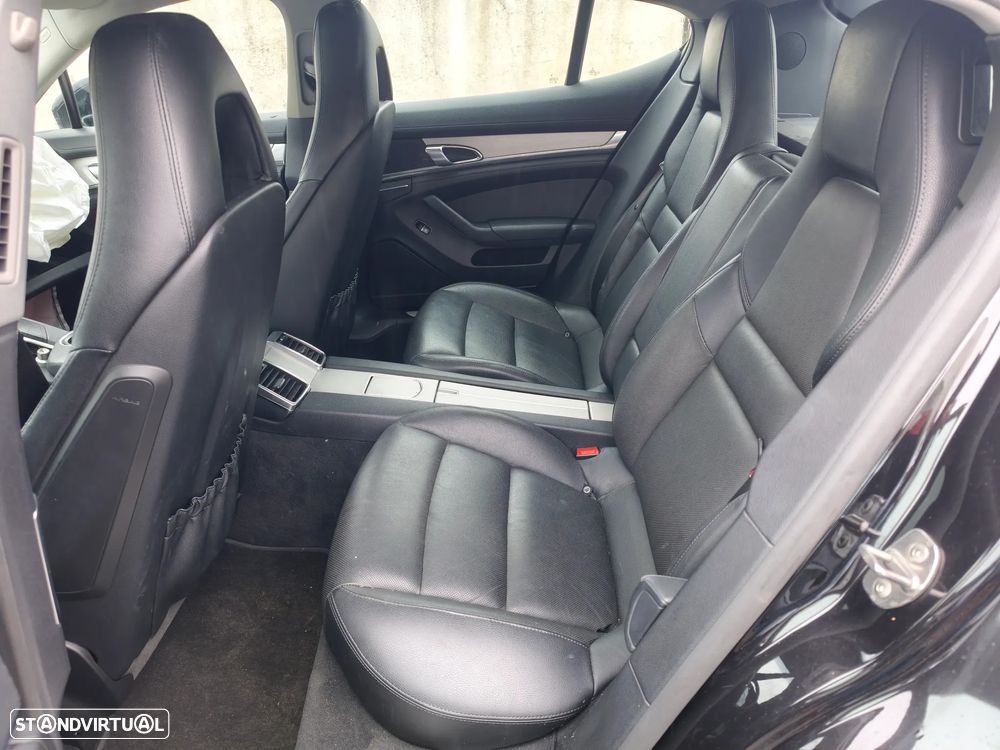 Porsche Panamera - 7