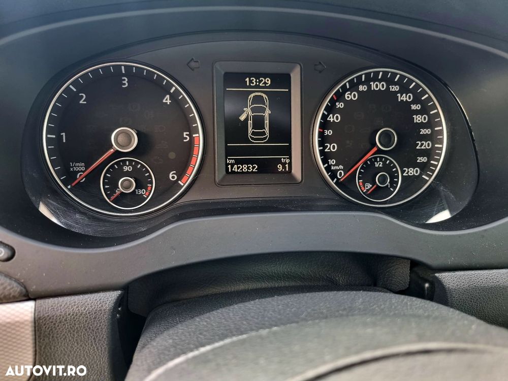 Volkswagen Jetta 1.6 TDI Blue Motion Technology Life - 5