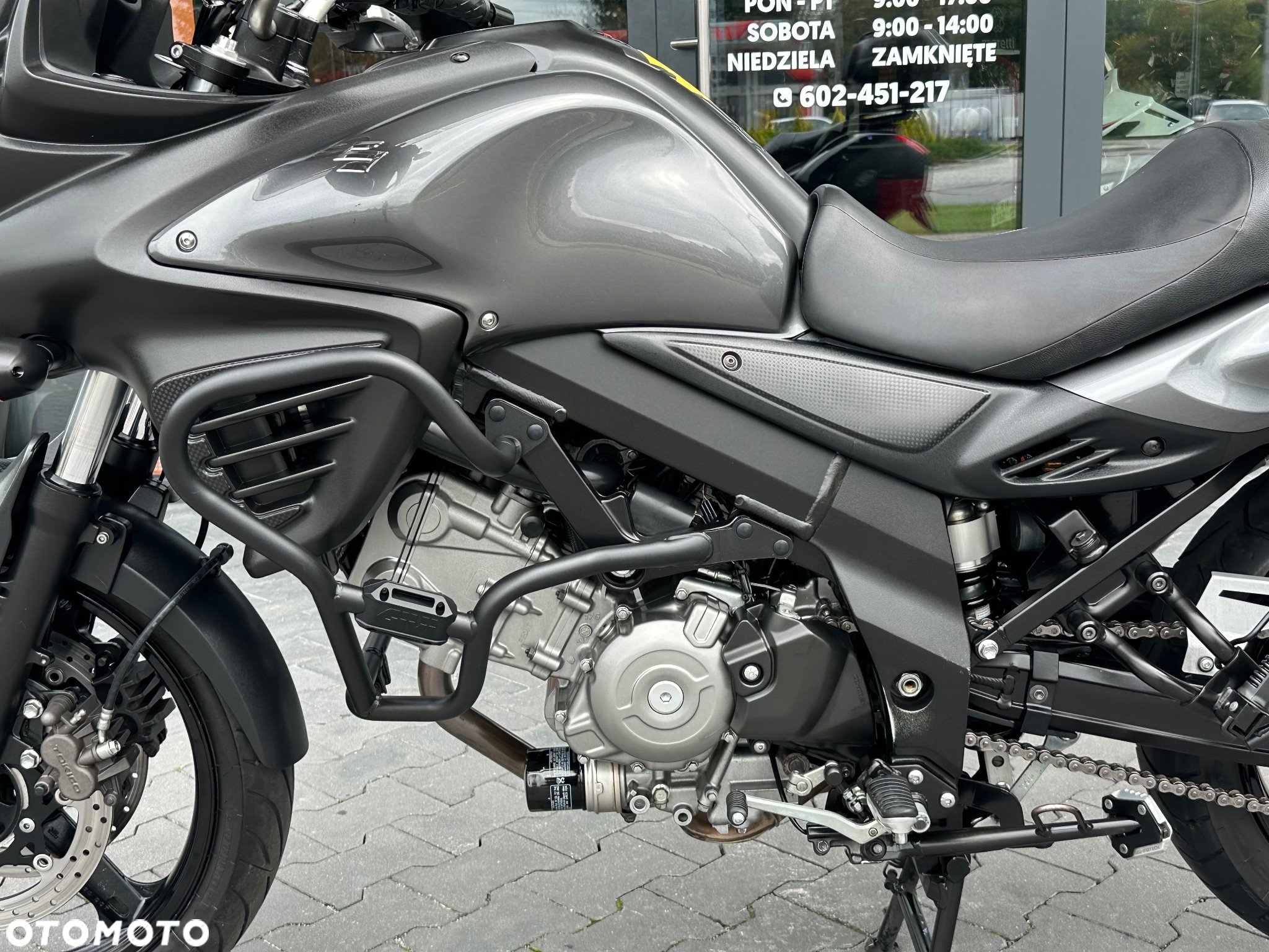 Suzuki V-STROM - 33