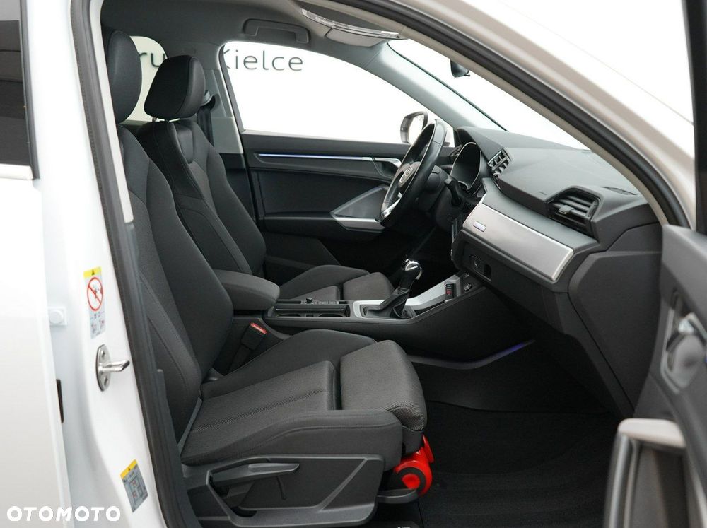 Audi Q3 Sportback - 27