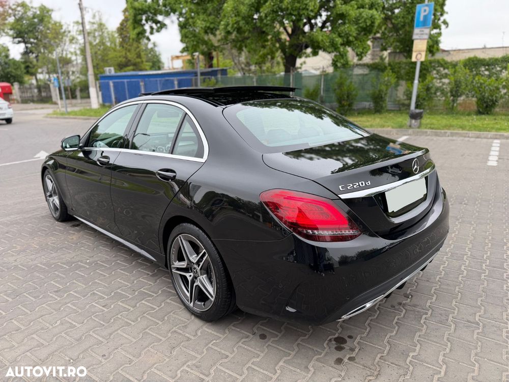 Mercedes-Benz C 220 d 4MATIC Aut - 13
