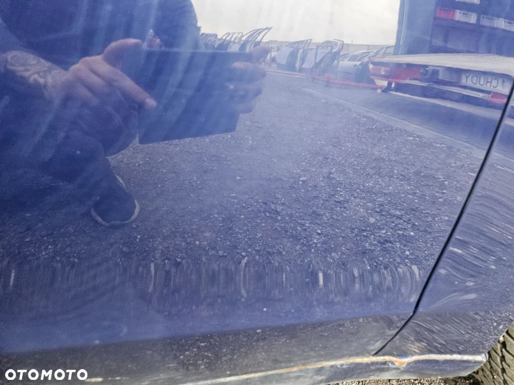 DRZWI PRAWE PRZEDNIE PRAWY PRZÓD OPEL ZAFIRA C 20Z - 11