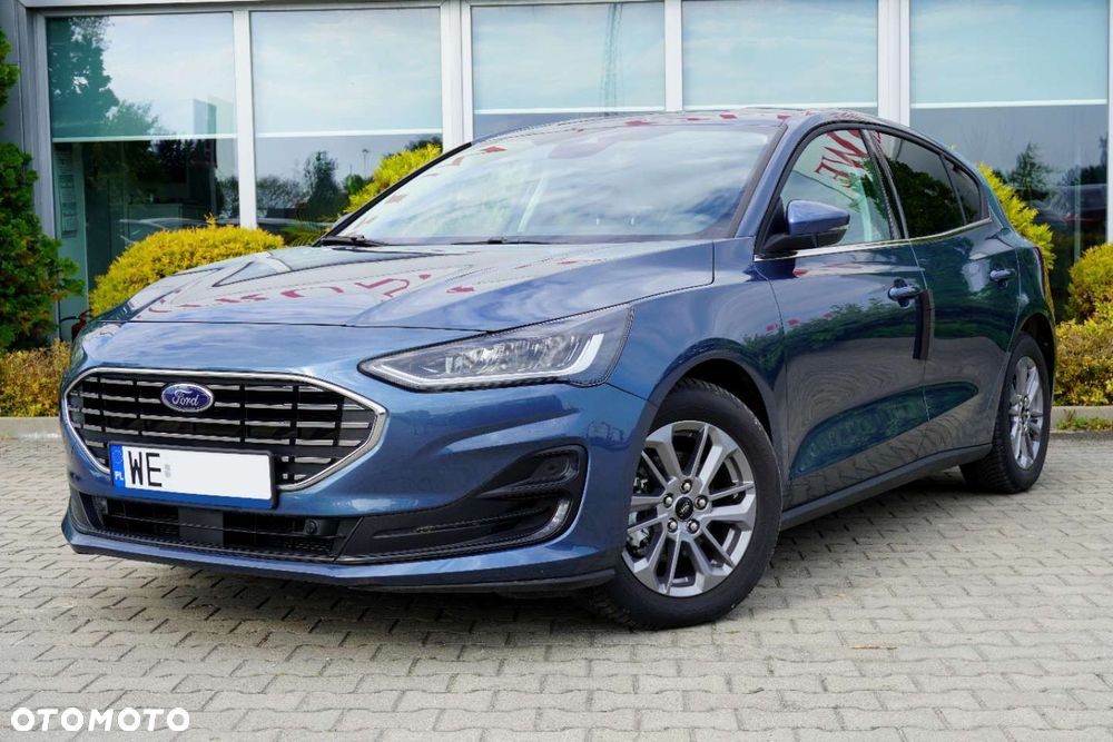 Ford Focus 1.5 EcoBlue STart-Stopp-System TITANIUM X - 2