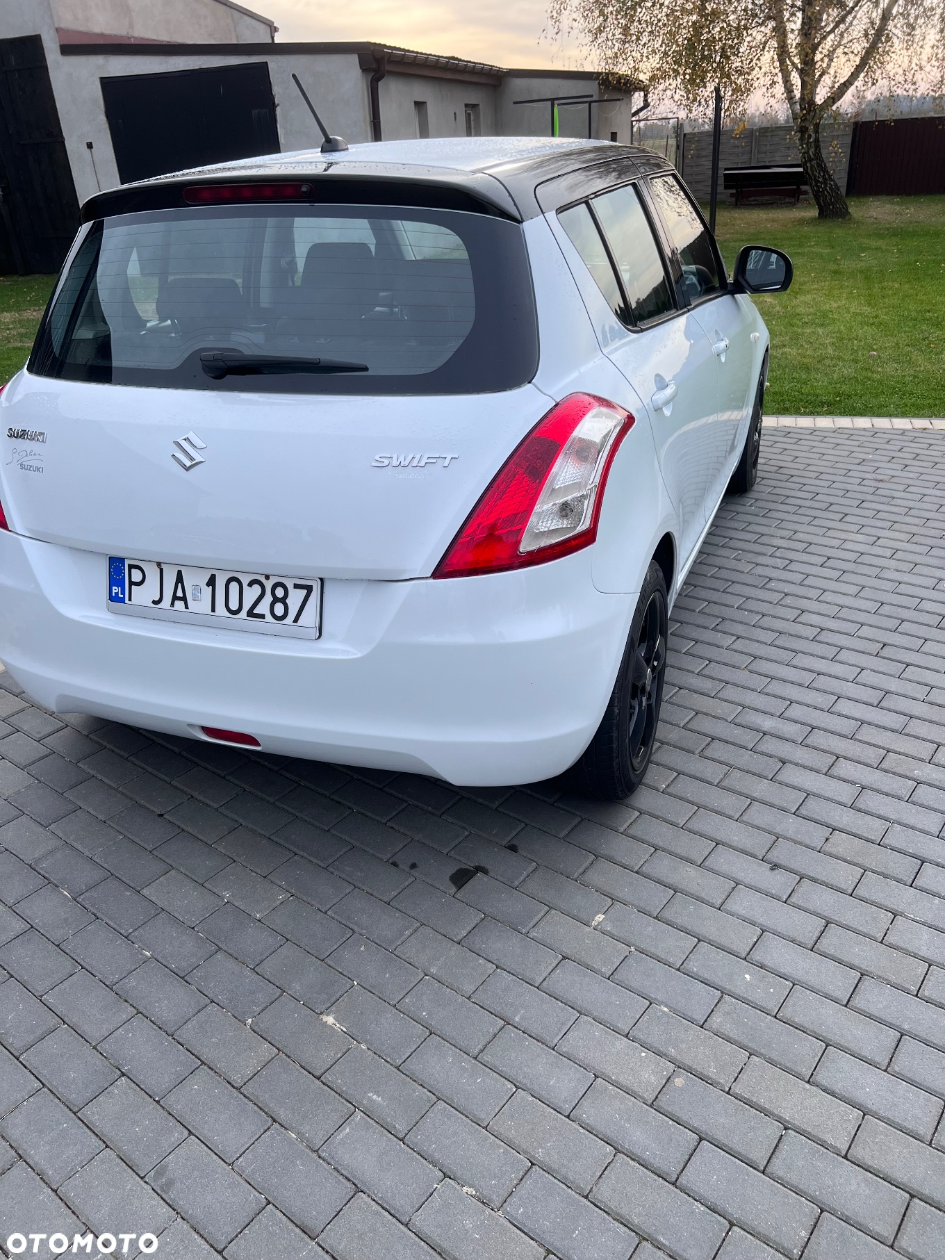Suzuki Swift 1.3 DDiS GLX / Comfort - 4
