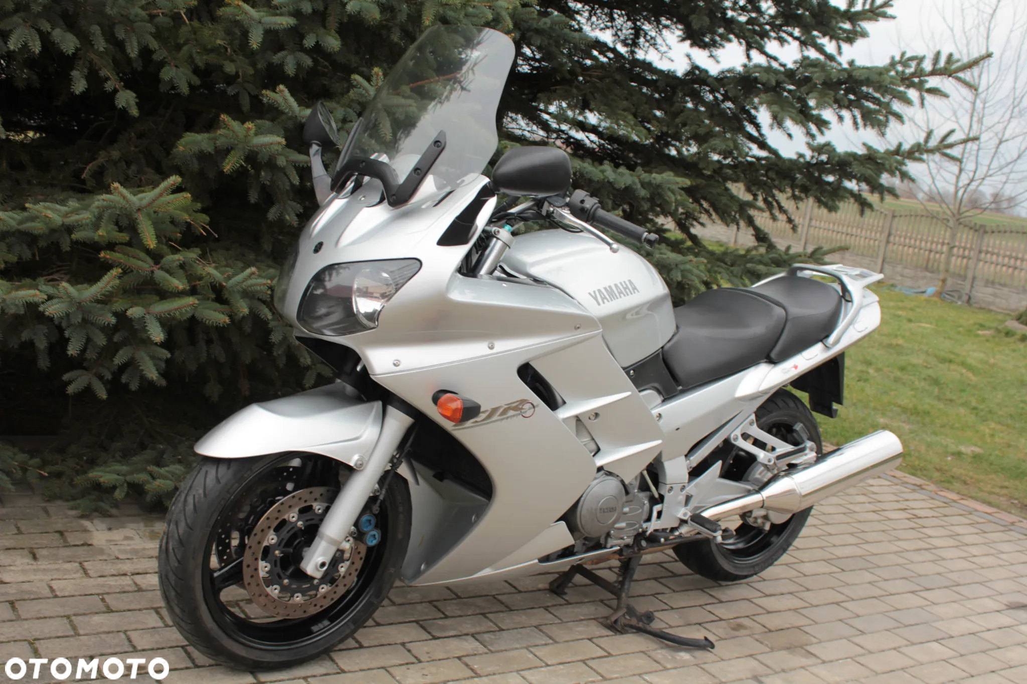 Yamaha FJR - 7