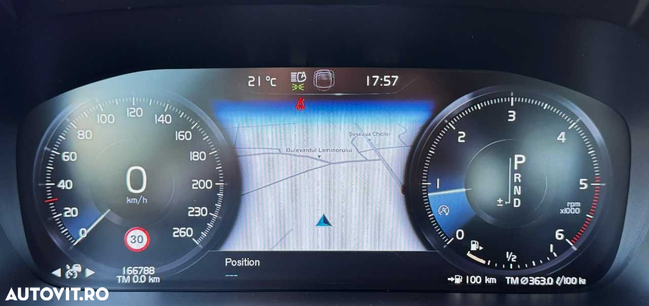 Volvo S90 D3 Momentum - 25