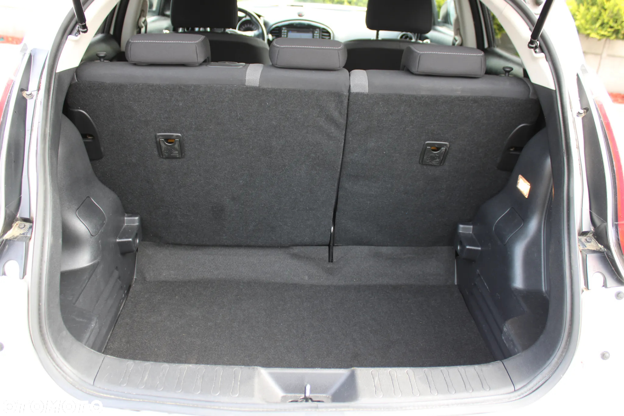 Nissan Juke 1.6 Acenta Xtronic - 34