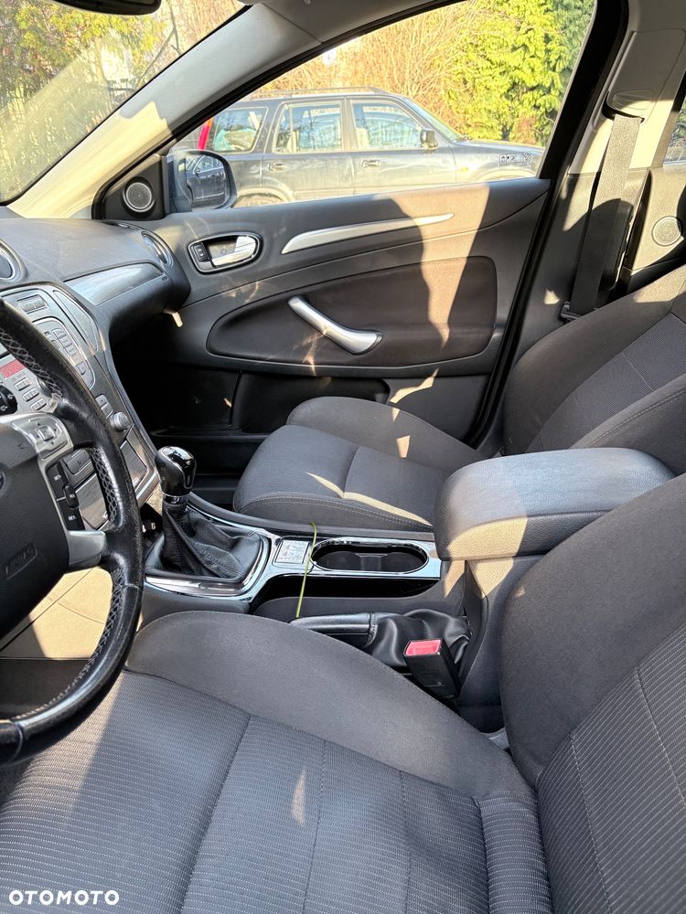 Ford Mondeo 2.0 Titanium - 15