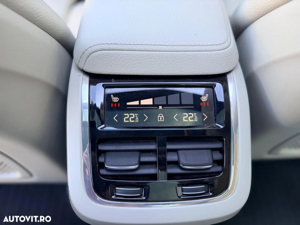 Volvo XC 60 B4 D AWD Geartronic Inscription - 13