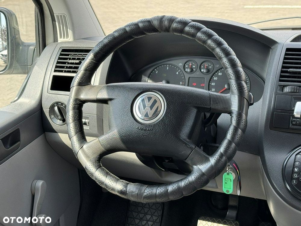 Volkswagen Transporter - 21