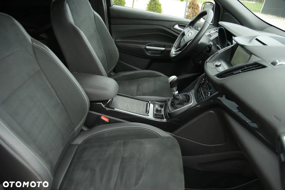 Ford Kuga 2.0 TDCi AWD ST-Line Black - 22