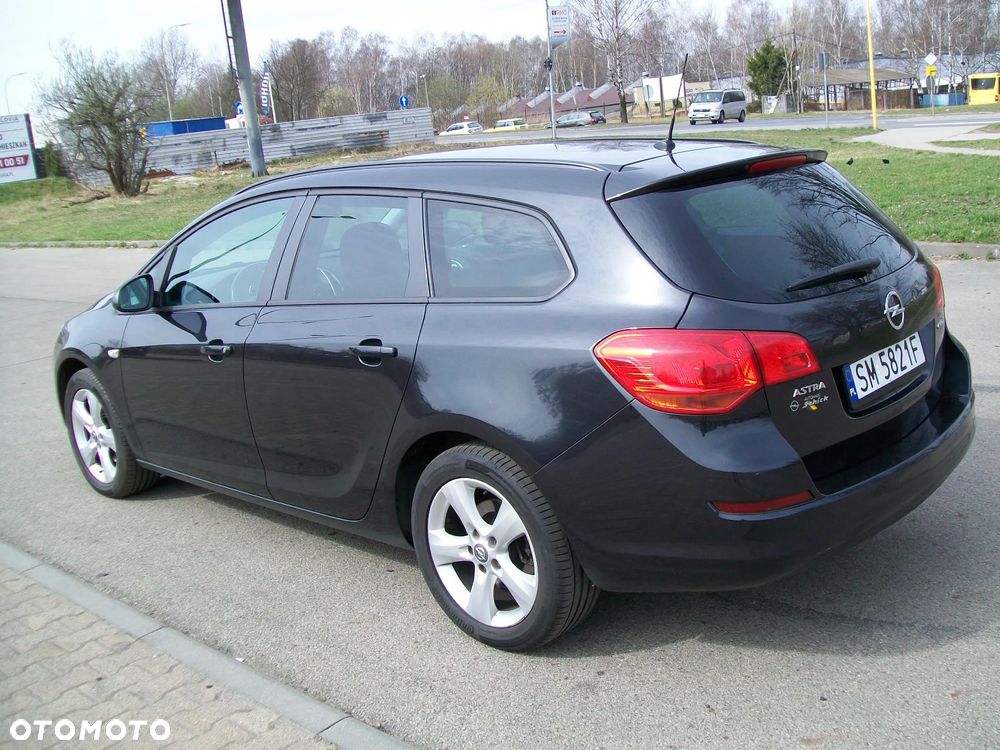 Opel Astra - 3