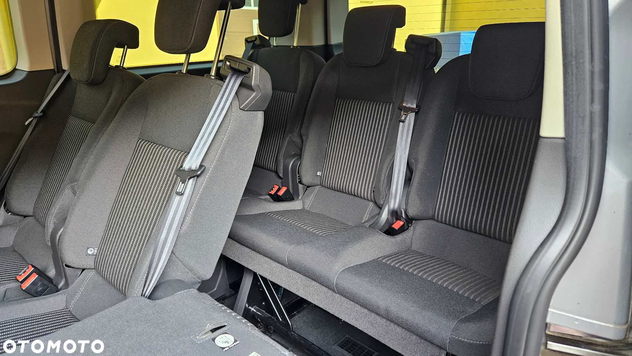 Ford Tourneo Custom - 13